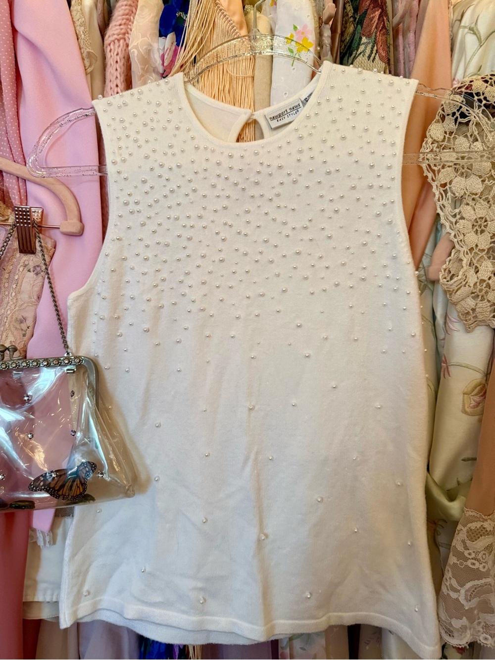 90s Newport News Sleeveless Pearl-Embellished Cream Sweater M